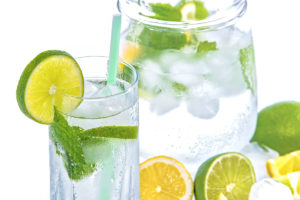 Fruit-Infused Water Helps me Drink More Water @foodybeauty